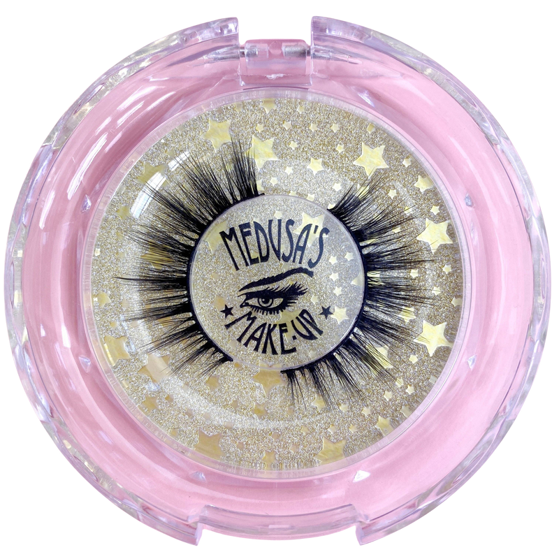 Eyelash packaging with 'Medusa's Make Up' branding on a white background