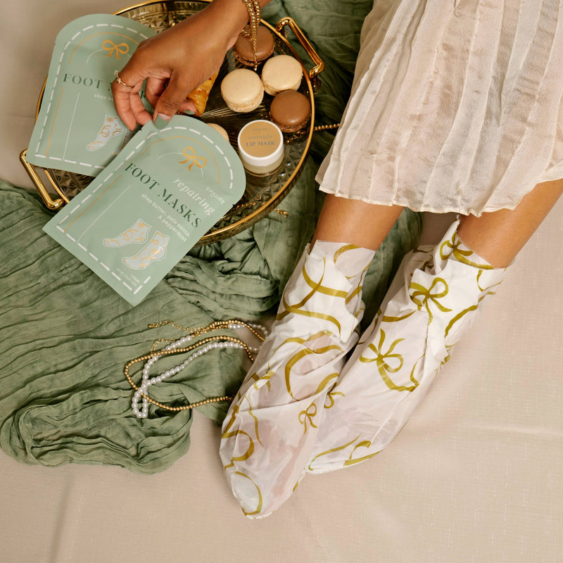 Palo Santo & Peppermint Holiday Foot Mask